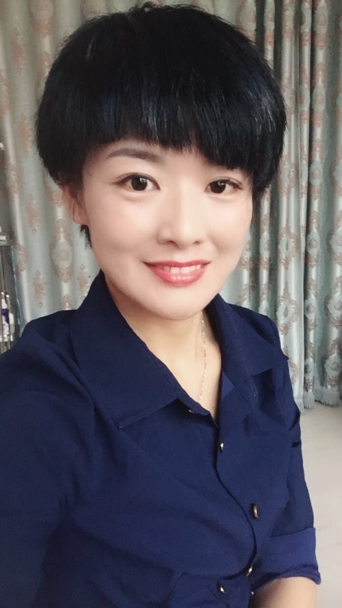 纖指圓夢(mèng)想！保定東方技工學(xué)校創(chuàng)業(yè)者——李丹！  