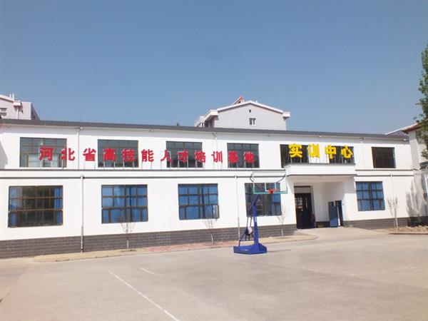 張家口裝備制造技工學(xué)校值得選擇嗎？
