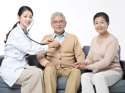 現(xiàn)在護(hù)理行業(yè)前景如何？唐山護(hù)理學(xué)校哪家比較好？