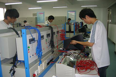 煙臺(tái)機(jī)電學(xué)校有哪些？