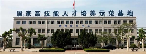 哪個學(xué)校有旅游服務(wù)與管理專業(yè)？   