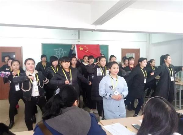 秦皇島學(xué)習(xí)電子商務(wù)專業(yè)可以選擇哪所學(xué)校？