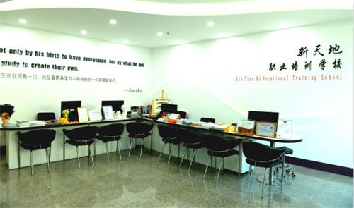 學(xué)美容美發(fā)去天津哪所學(xué)校好？
