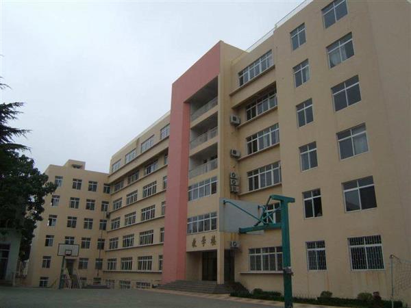 青島市電子信息技術(shù)學(xué)校有哪些電子相關(guān)專業(yè)？