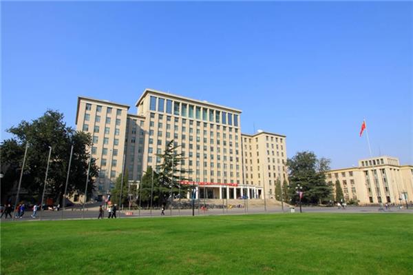 為什么選擇泰安市華魯勞動(dòng)職業(yè)培訓(xùn)學(xué)校？