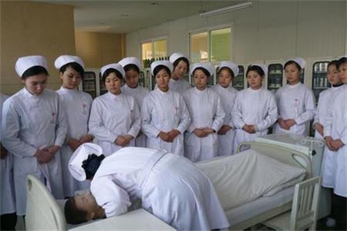石家莊天使護士學(xué)校怎么報名？對學(xué)生有哪些優(yōu)惠政策？