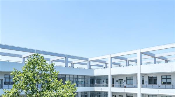 學(xué)歷+技能雙保障？保定新興工業(yè)技工學(xué)校歡迎你！